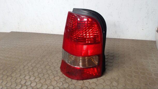 Foto: HECKLEUCHTE / RÜCKLICHT  LINKS eines Daewoo Nexia 1.5 Exclusive