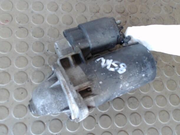 Foto: ANLASSER / STARTER BOSCH eines Opel Omega Caravan 2.0 Exclusive