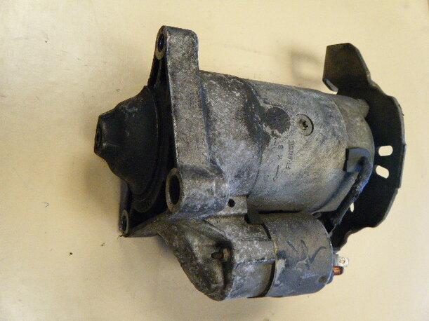 Foto: ANLASSER / STARTER VALEO eines Peugeot 205