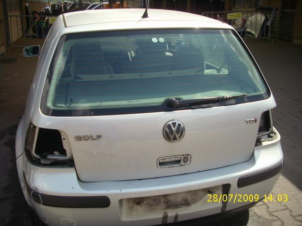 Foto: HECKKLAPPE / HECKDECKEL eines VW Golf 1.9 TDI Exclusive