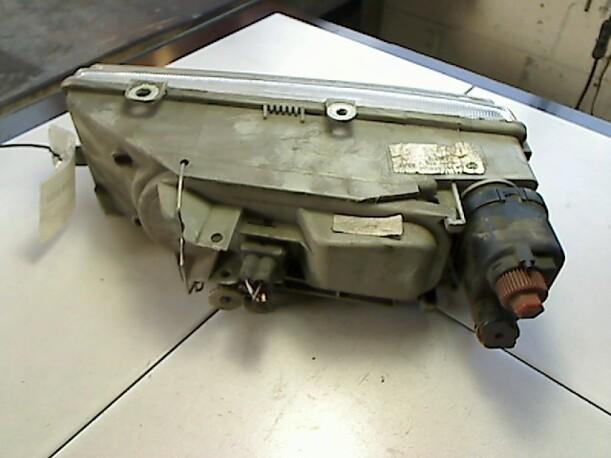 Foto: SCHEINWERFER RECHTS eines Seat Toledo 1.6i Exclusive