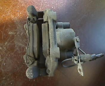Foto: BREMSSATTEL VORN LINKS eines Audi A4 Avant 1.8