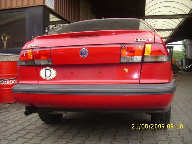 Foto: STOßSTANGE / STOSSFÄNGER HINTEN eines Saab 900 2.0i Exclusive