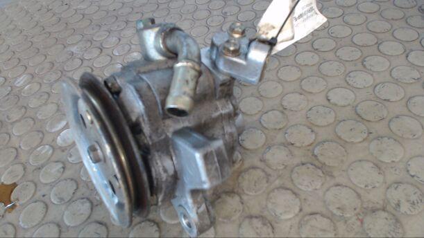 Foto: LENKGETRIEBEPUMPE eines Honda Civic 1.5i