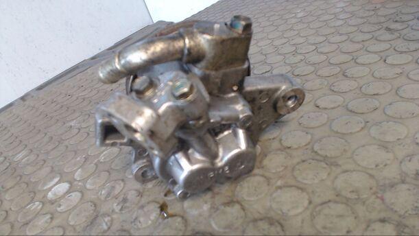 Foto: LENKGETRIEBEPUMPE eines Honda Civic 1.5i