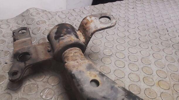 Foto: QUERLENKER VORN LINKS eines Toyota Corolla 1.4 Combispace