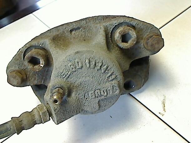 Foto: BREMSSATTEL VORN LINKS eines Renault Megane 1.6