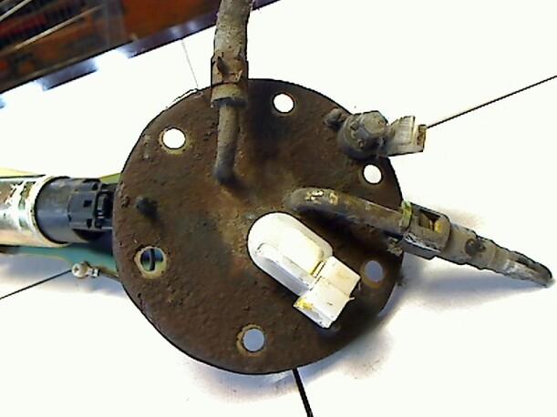 Foto: KRAFTSTOFFPUMPE eines Honda Shuttle 2.3i