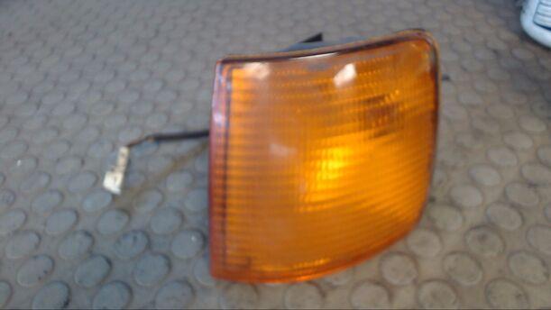Foto: BLINKER VORNE LINKS eines VW Passat Variant 1.9 Classic