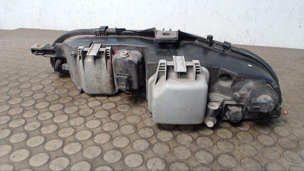 Foto: SCHEINWERFER RECHTS eines Fiat Marea 1.6 16V Weekend