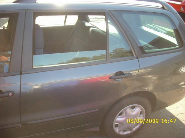 Foto: TÜR HINTEN LINKS eines Fiat Marea 1.6 16V Weekend Classic