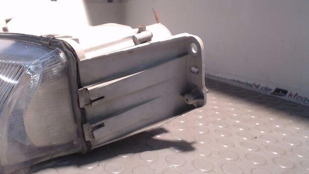 Foto: SCHEINWERFER LINKS eines Mazda 626 2.0i S