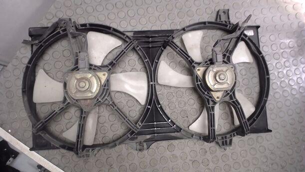 Foto: ELEKTROLÜFTER eines Nissan Almera 1.4 S