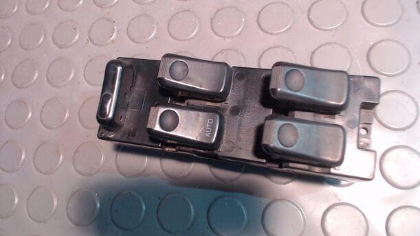 Foto: FENSTERHEBERSCHALTER eines Mazda 626 1.9i