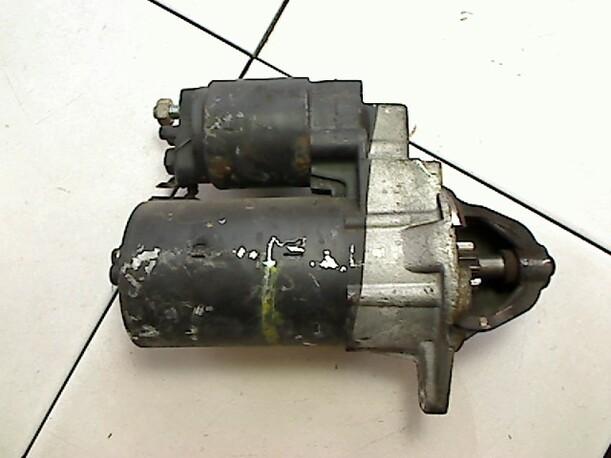 Foto: ANLASSER / STARTER BOSCH eines Opel Astra 2.0 Combispace