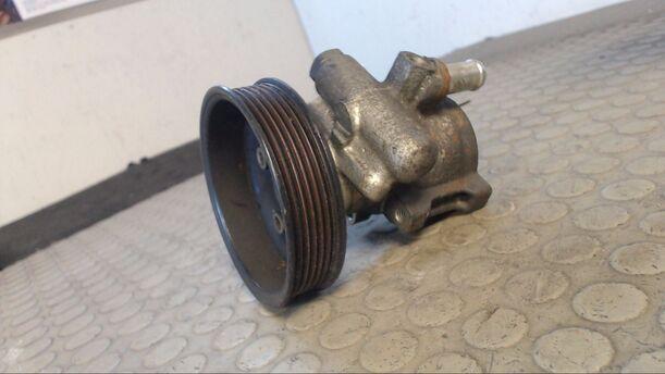 Foto: LENKGETRIEBEPUMPE eines VW Golf 1.4