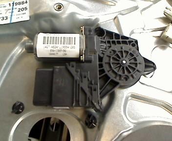 Foto: FENSTERHEBER MIT MOTOR HL eines VW Passat Variant 1.9 TDI