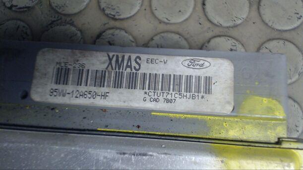 Foto: EINSPRITZSTEUERGERÄT eines Ford Galaxy CLX