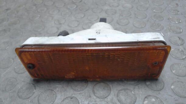 Foto: BLINKER LINKS eines Nissan Micra Classic