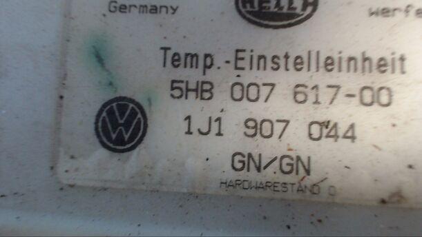 Foto: HEIZUNGSBETÄTIGUNG eines VW Passat Variant 1.8 5V (C)