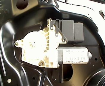 Foto: FENSTERHEBER MIT MOTOR HL eines Seat Toledo 1.6
