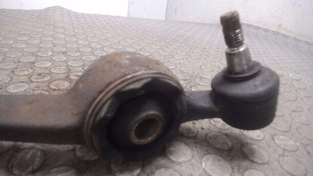 Foto: QUERLENKER VORN LINKS eines Ford Sierra Turnier CLX