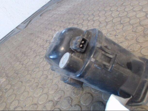 Foto: NEBELSCHEINWERFER LINKS eines Ford Mondeo Turnier Classic