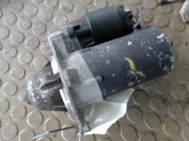 Foto: ANLASSER / STARTER BOSCH eines Opel Vectra 1.8 CLX