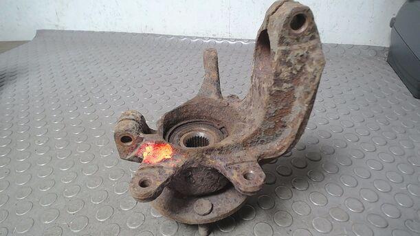 Foto: ACHSSCHENKEL VORN LINKS ( OHNE ABS ) eines Ford Fiesta
