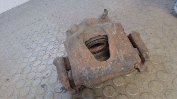 Foto: BREMSSATTEL VORN LINKS eines Opel Astra Caravan TD