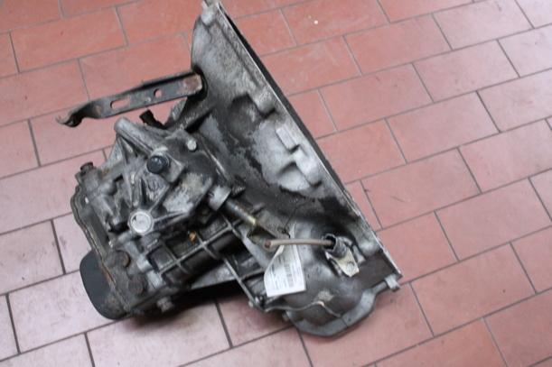 Foto: SCHALTGETRIEBE 5-GANG (UNGEPRÜFT) eines Opel Astra Caravan TD CLX