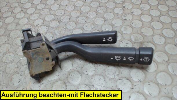 Foto: SCHEIBENWISCHERSCHALTER/ KOMBISCHALTER eines Ford Transit 100 D CLX