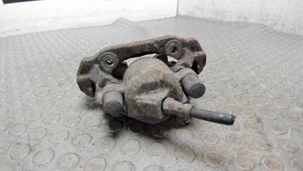 Foto: BREMSSATTEL VORN RECHTS eines Ford Sierra Turnier CLX