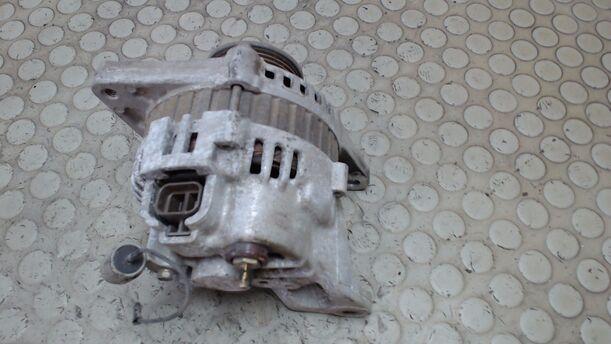 Foto: LICHTMASCHINE eines Nissan Sunny CLX