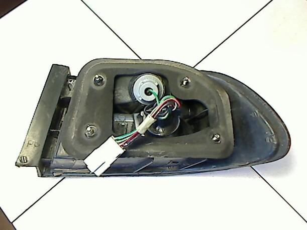 Foto: HECKLEUCHTE / RÜCKLICHT LINKS (4/5-TÜRER) eines Honda Civic 1.5
