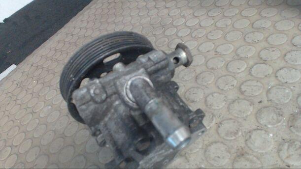 Foto: LENKGETRIEBEPUMPE eines Audi A3 1.8 CLX