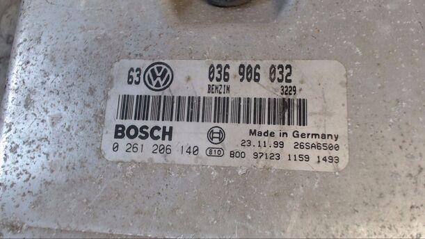Foto: EINSPRITZSTEUERGERÄT eines VW Golf 1.4