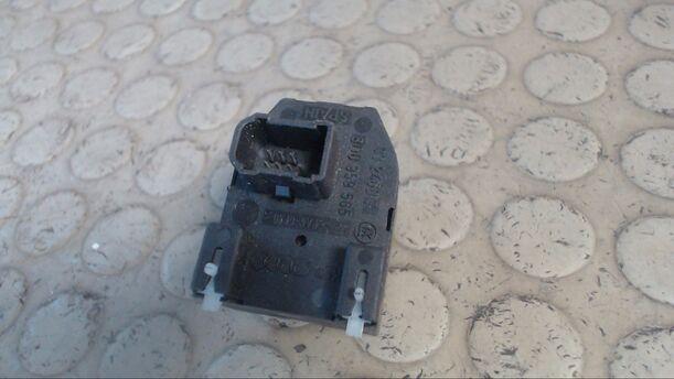 Foto: AUSSENSPIEGELSCHALTER eines Audi A3 1.6