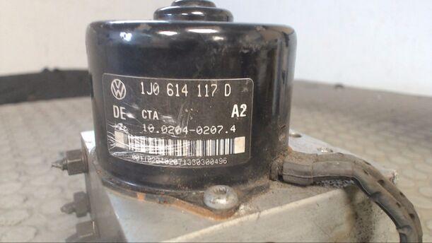 Foto: HAUPTBREMSAGGREGAT ABS eines Audi A3 1.6