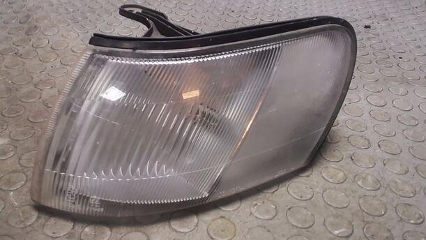 Foto: STANDLICHT LINKS eines Toyota Corolla 1.4 CLX