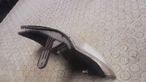 Foto: STANDLICHT LINKS eines Toyota Corolla 1.4 CLX