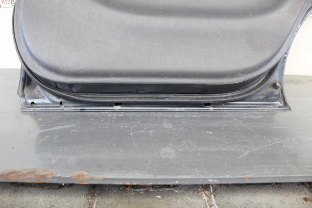 Foto: TÜR HINTEN RECHTS (OHNE SCHEIBE) eines Toyota Corolla 1.4 CLX