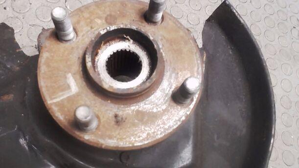Foto: ACHSSCHENKEL VORNE LINKS eines Toyota Corolla 1.4 CLX