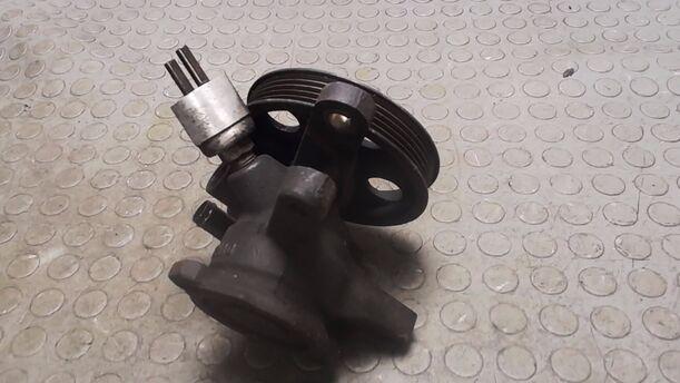 Foto: LENKGETRIEBEPUMPE eines Toyota Corolla 1.4 CLX