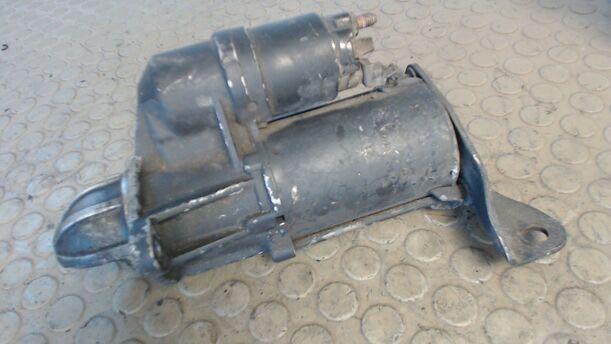 Foto: ANLASSER / STARTER eines Opel Astra Caravan GSi