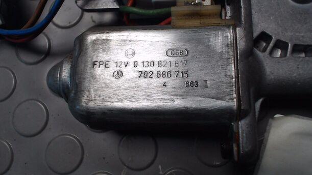 Foto: SCHIEBEDACHMOTOR eines Ford Explorer