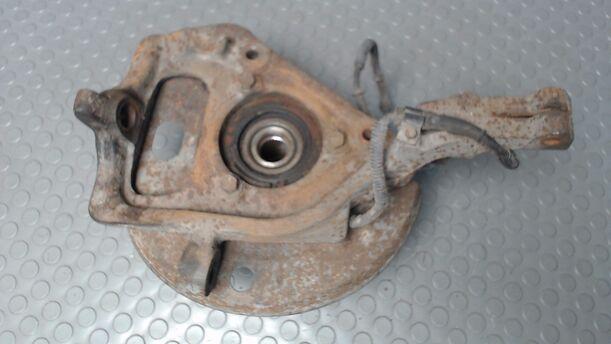 Foto: ACHSSCHENKEL VORNE LINKS eines Ford Explorer