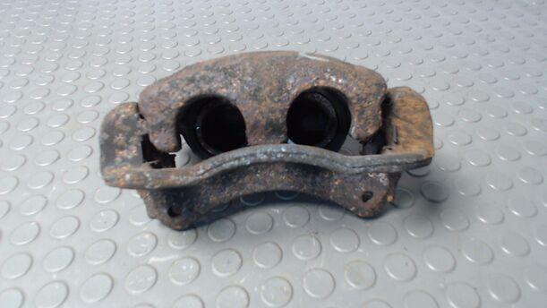 Foto: BREMSSATTEL VORN LINKS eines Ford Explorer