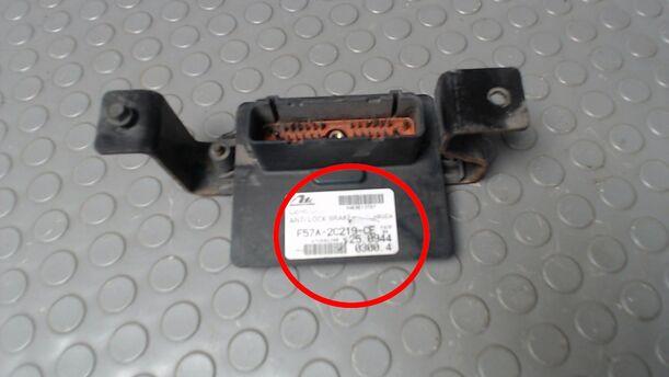 Foto: STEUERGERÄT ABS eines Ford Explorer
