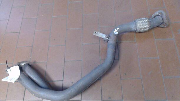 Foto: AUSPUFFROHR VORN eines VW Golf 1.6 CLX